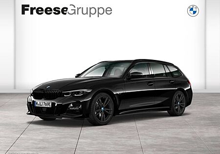 BMW 330e xDrive Touring