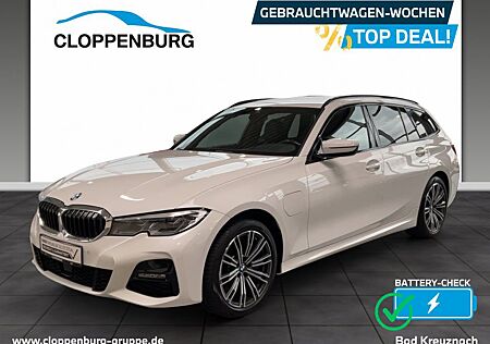 BMW 330e xDrive Touring