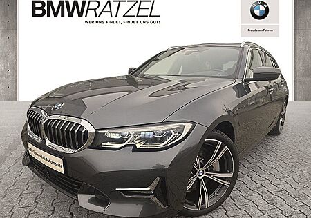 BMW 330e Touring