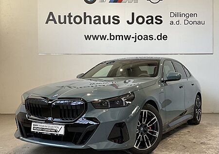 BMW 550e xDrive Limousine