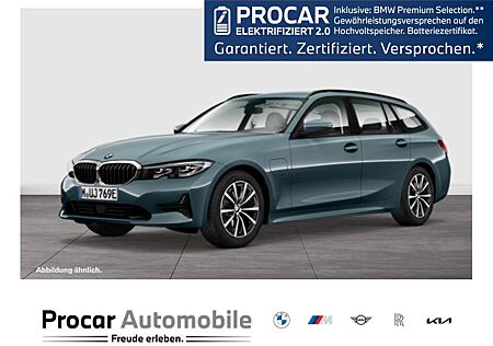 BMW 330E A