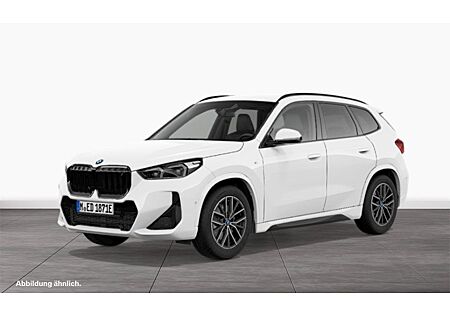 BMW iX1 XDRIVE30 (AB 2022)