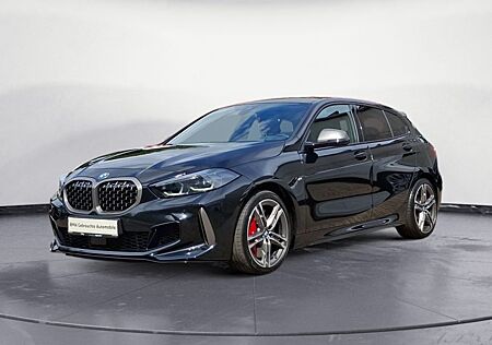 BMW M135i xDrive 5-Türer