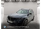 BMW X7 M50i