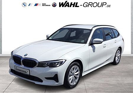 BMW 318i Touring