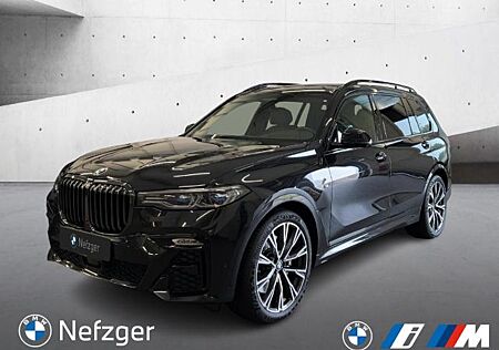 BMW X7 M50i