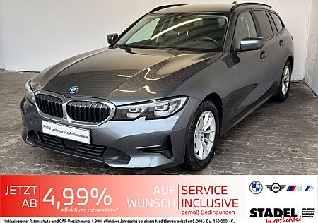 BMW 318D A