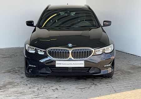 BMW 330e Touring