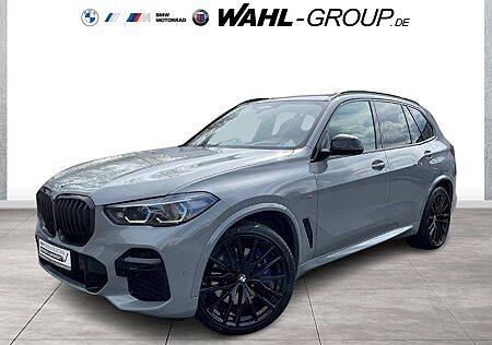 BMW X5 M50i