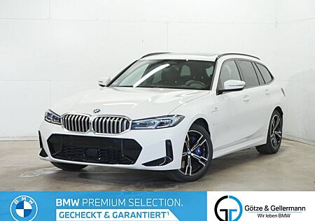 BMW 330e xDrive Touring