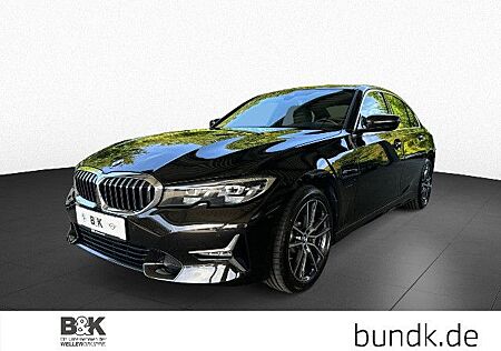 BMW 330e Limousine