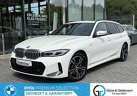 BMW 330e xDrive Touring
