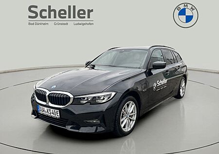 BMW 330e xDrive Touring