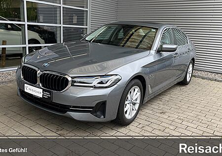 BMW 545e xDrive Limousine