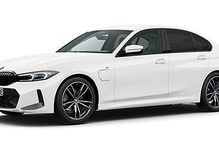 BMW 330e xDrive Limousine