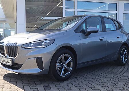 BMW 218I