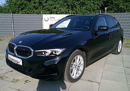 BMW 318i Touring
