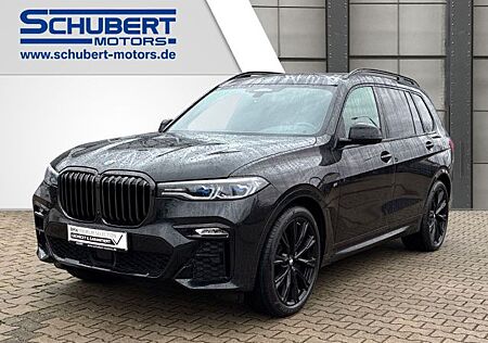 BMW X7 M50i