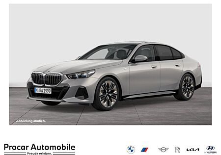 BMW 520i