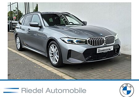 BMW 320i Touring