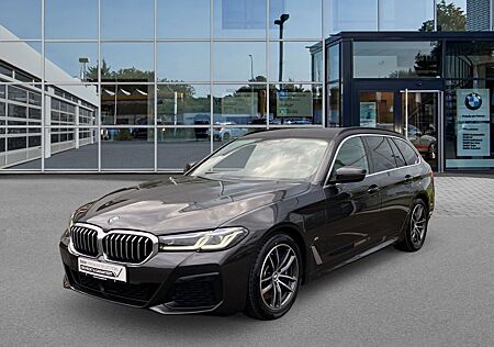 BMW 540i xDrive Touring