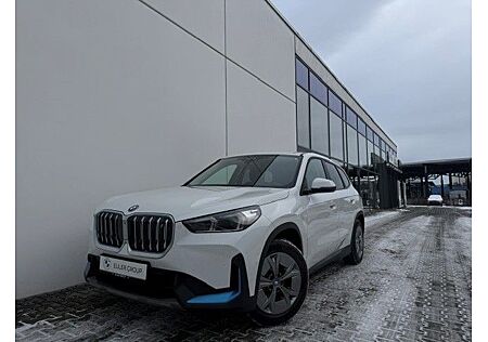 BMW iX1 xDrive30
