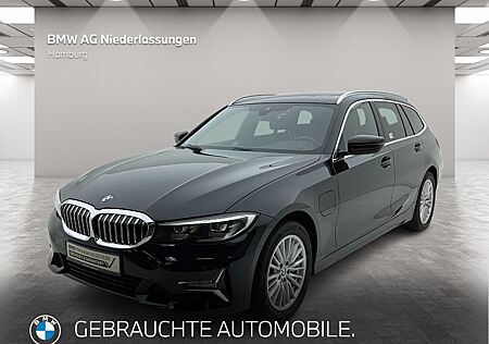 BMW 330e Touring