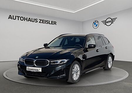 BMW 330e Touring