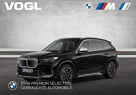 BMW iX1 xDrive30