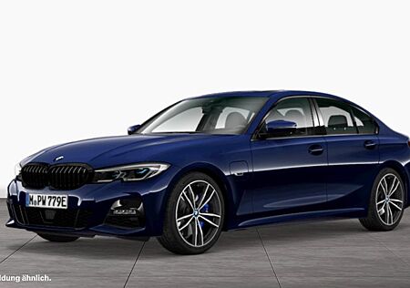 BMW 330e xDrive Limousine