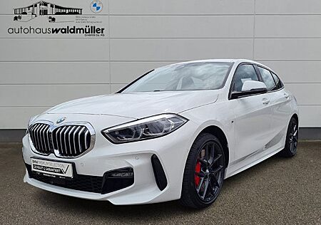 BMW 120i