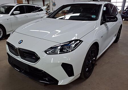 BMW M135 xDrive