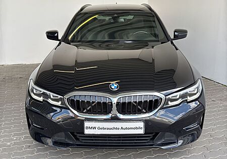 BMW 318D A