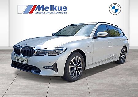 BMW 320e xDrive Touring