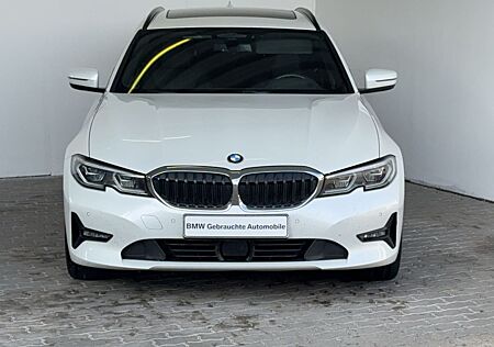 BMW 330d xDrive Touring