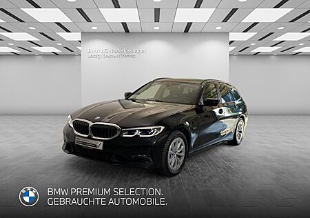 BMW 330e xDrive Touring