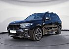 BMW X7 M50i