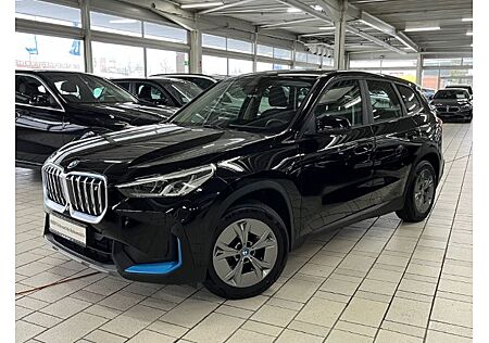 BMW iX1 xDrive30