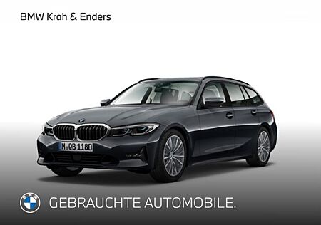 BMW 320i Touring