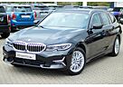 BMW 330e xDrive Touring