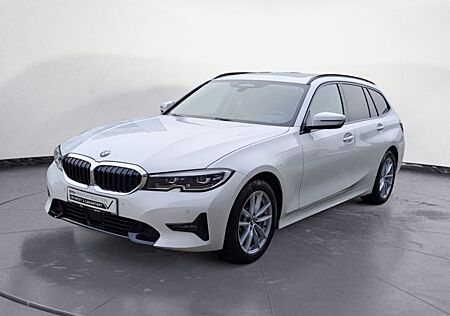 BMW 330i xDrive Touring