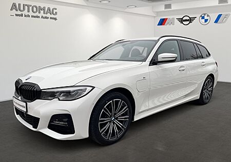 BMW 330e xDrive Touring Hybrid