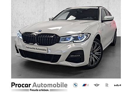 BMW 330e xDrive Touring