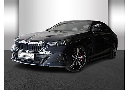BMW i5 EDRIVE40