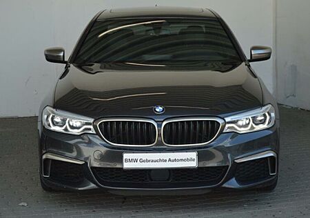 BMW 550 M550d xDrive Limousine