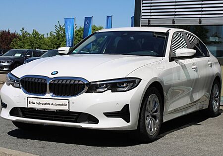 BMW 318I A