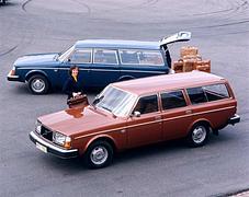 40 Jahre Volvo 240 - Kantholz
