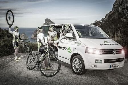 MERIDA-Mountainbike-Profis setzen weiter auf Volkswagen Nutzfahrzeuge