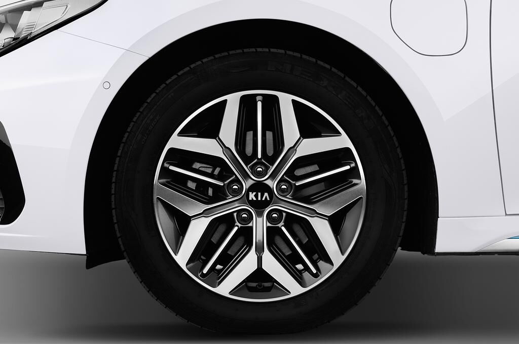 KIA Optima SW PHEV (Baujahr 2019) - 5 Türen Reifen und Felge
