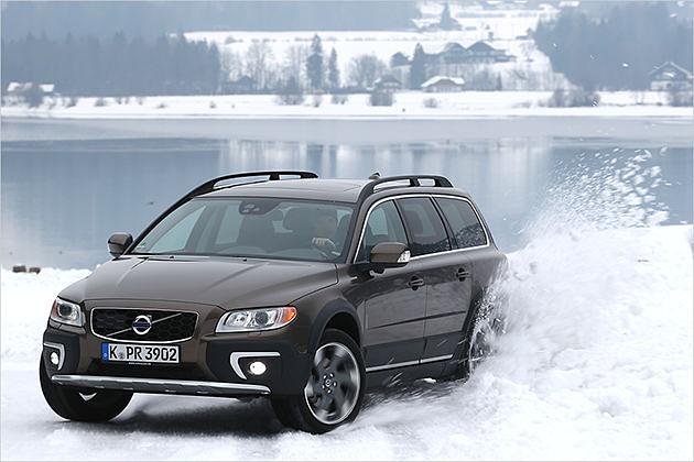 Klare Kante: Der Volvo XC70 kann fast als letztes klassisches Modell der Marke gelten